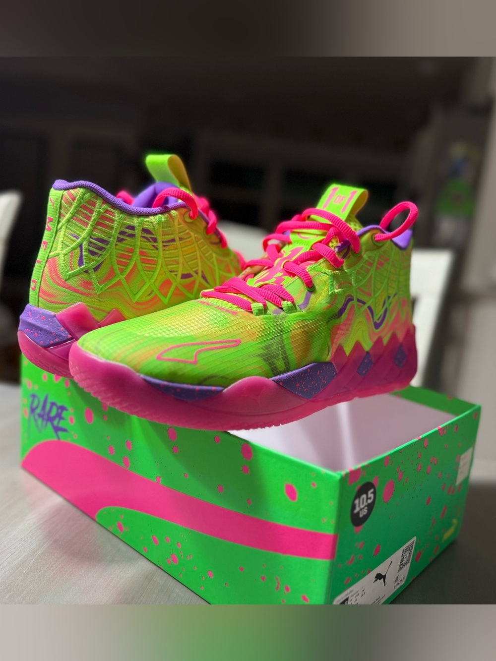 PUMA LaMelo Ball MB.01 Inverse Toxic Basketball Shoes Men’s 10.5